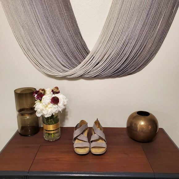 Euro-Soft Sport Sandals Sz 7 - Picture 1 of 5